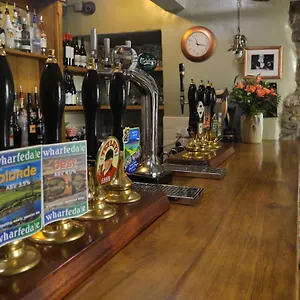 https://the-blue-bell-inn.yorkshirehotels.net