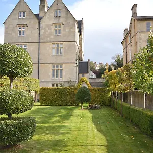 Number 17 , Bath Royaume-Uni