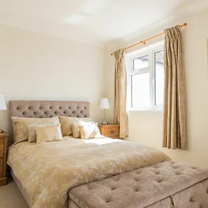 https://deighton-lodge.yorkshirehotels.net
